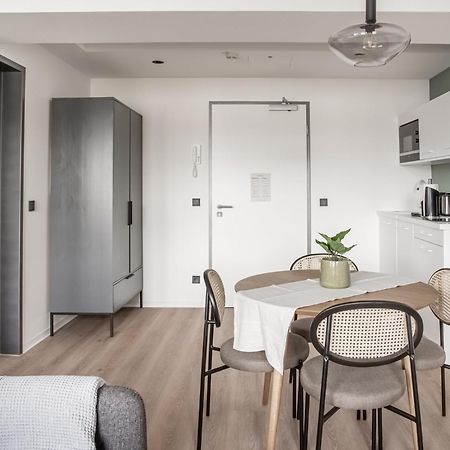 Limehome Saarbruecken Berliner Promenade Kamer foto