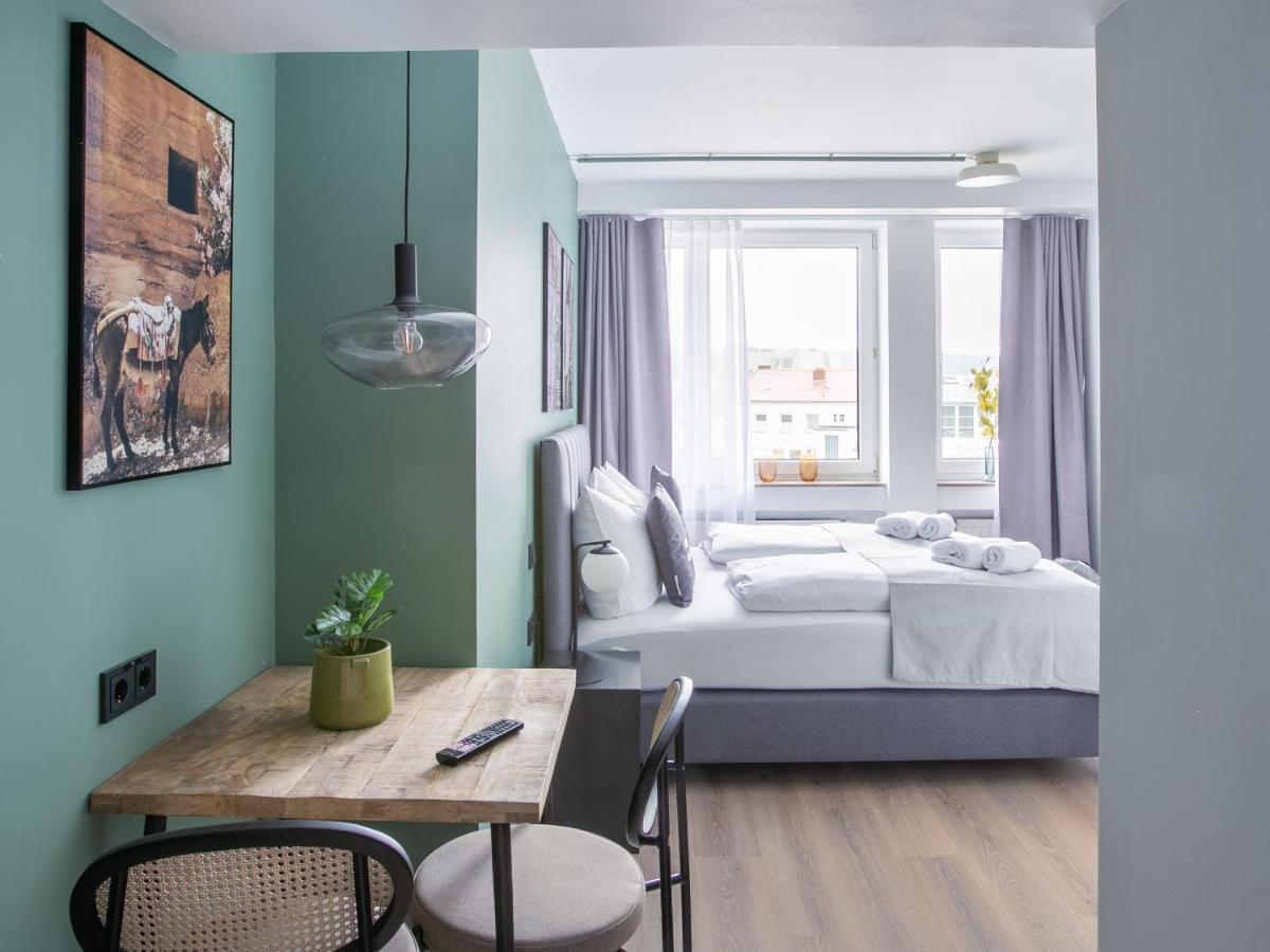 Limehome Saarbruecken Berliner Promenade Buitenkant foto