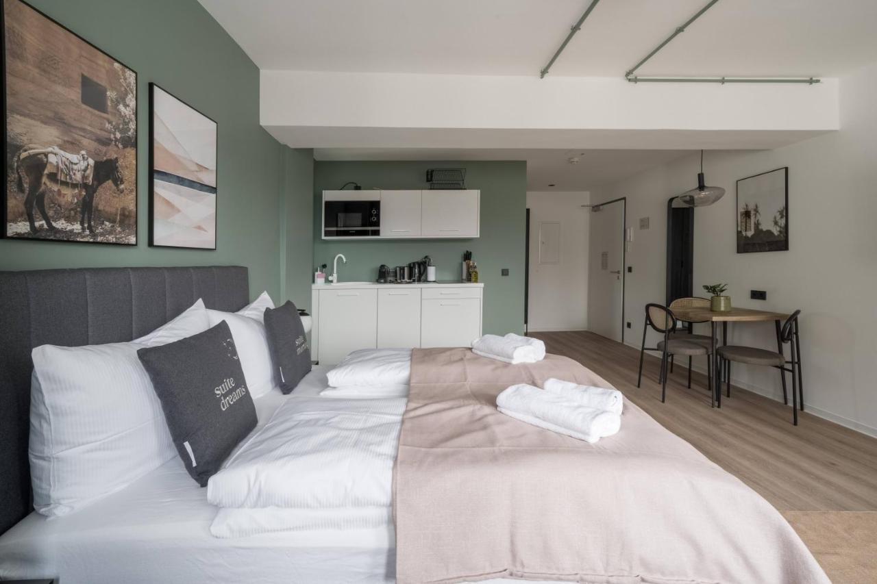 Limehome Saarbruecken Berliner Promenade Buitenkant foto